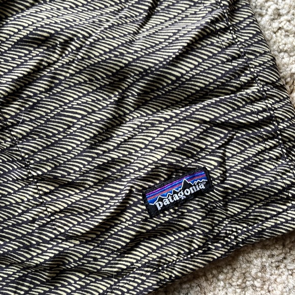 Patagonia swim trunks - Picture 2 of 11